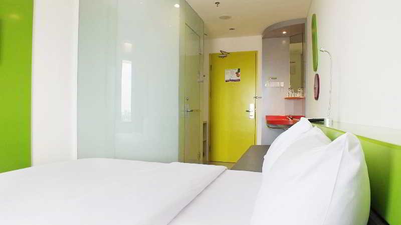 Pop! Hotel Malioboro - Γιογκιακάρτα Εξωτερικό φωτογραφία
