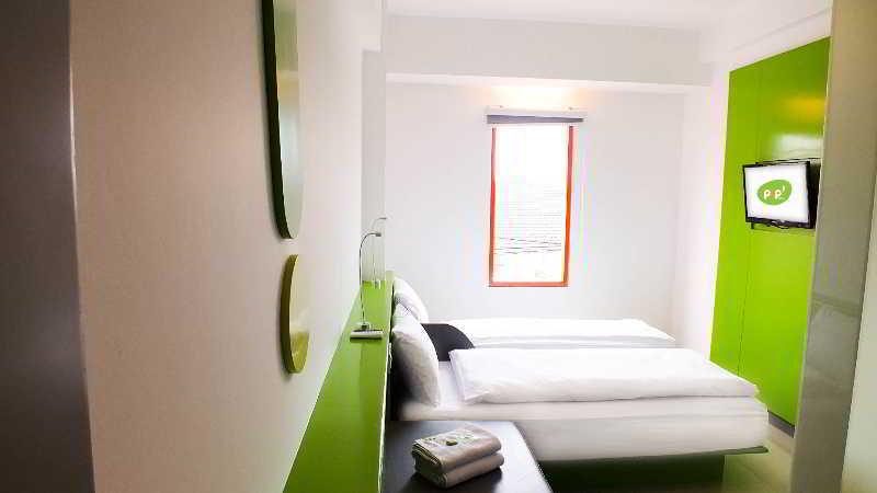 Pop! Hotel Malioboro - Γιογκιακάρτα Εξωτερικό φωτογραφία