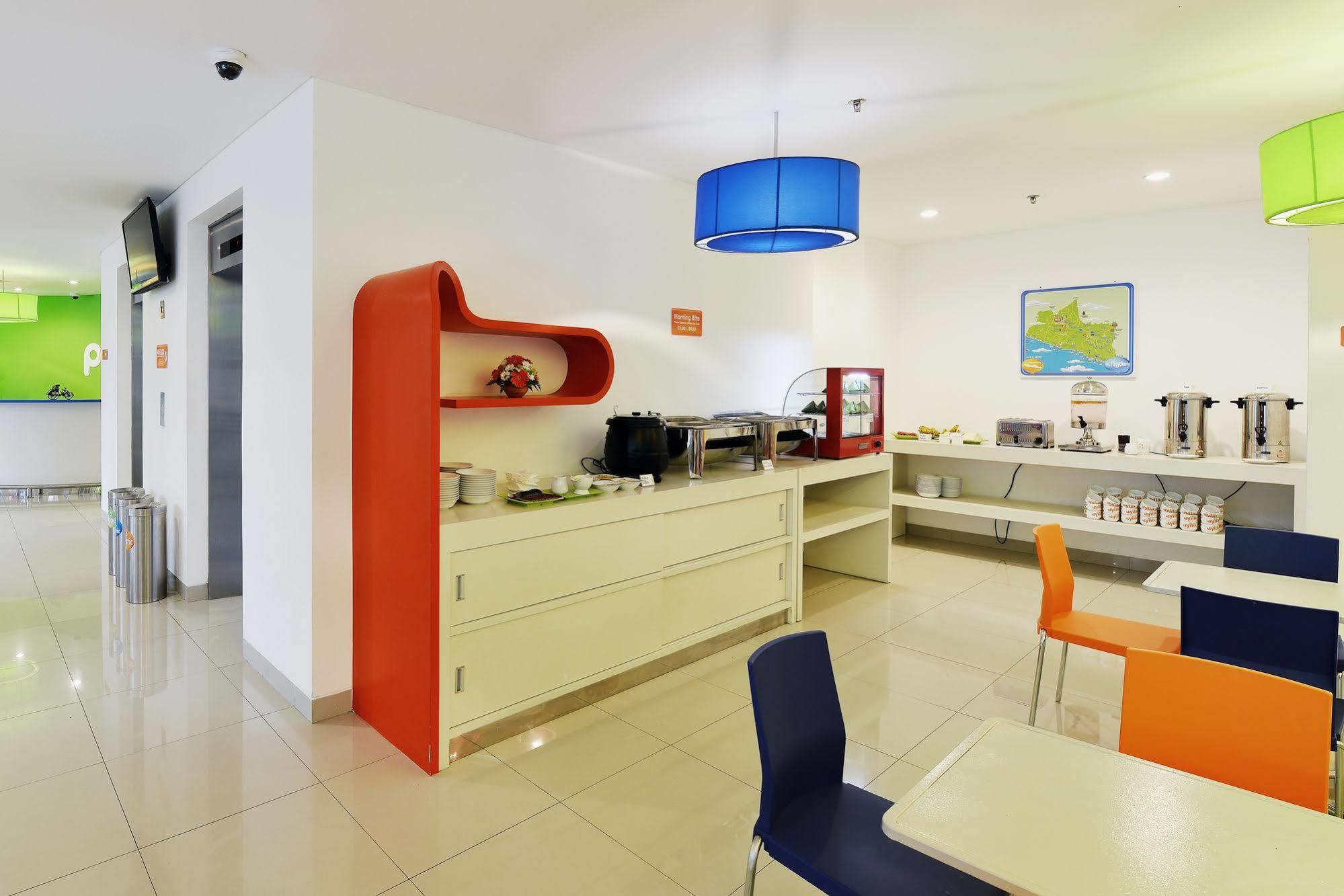 Pop! Hotel Malioboro - Γιογκιακάρτα Εξωτερικό φωτογραφία
