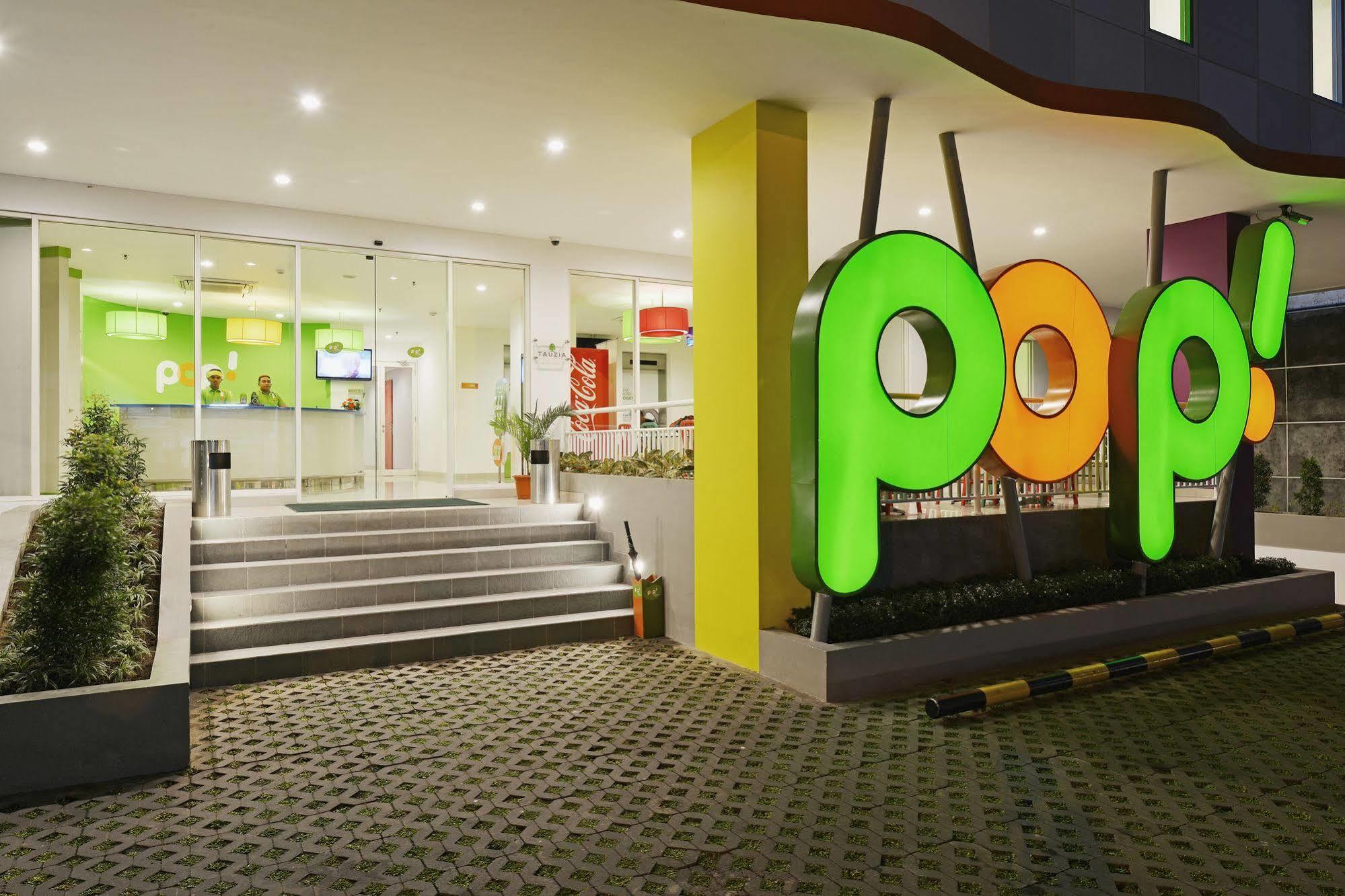 Pop! Hotel Malioboro - Γιογκιακάρτα Εξωτερικό φωτογραφία